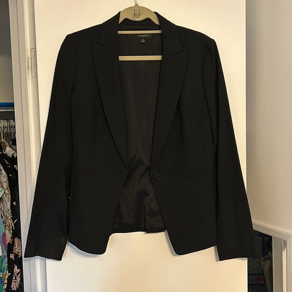 Ann Taylor LOFT Black Blazer, one button